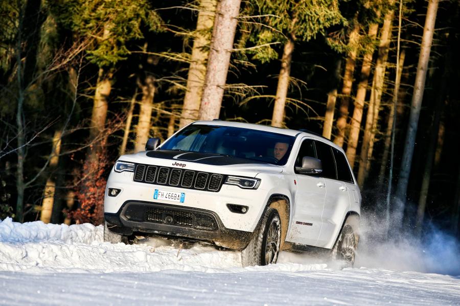  Jeep Grand Cherokee Trailhawk 2016 года  (WW) (фото 11 из 40)